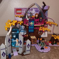 2 Frozen Lego Sets