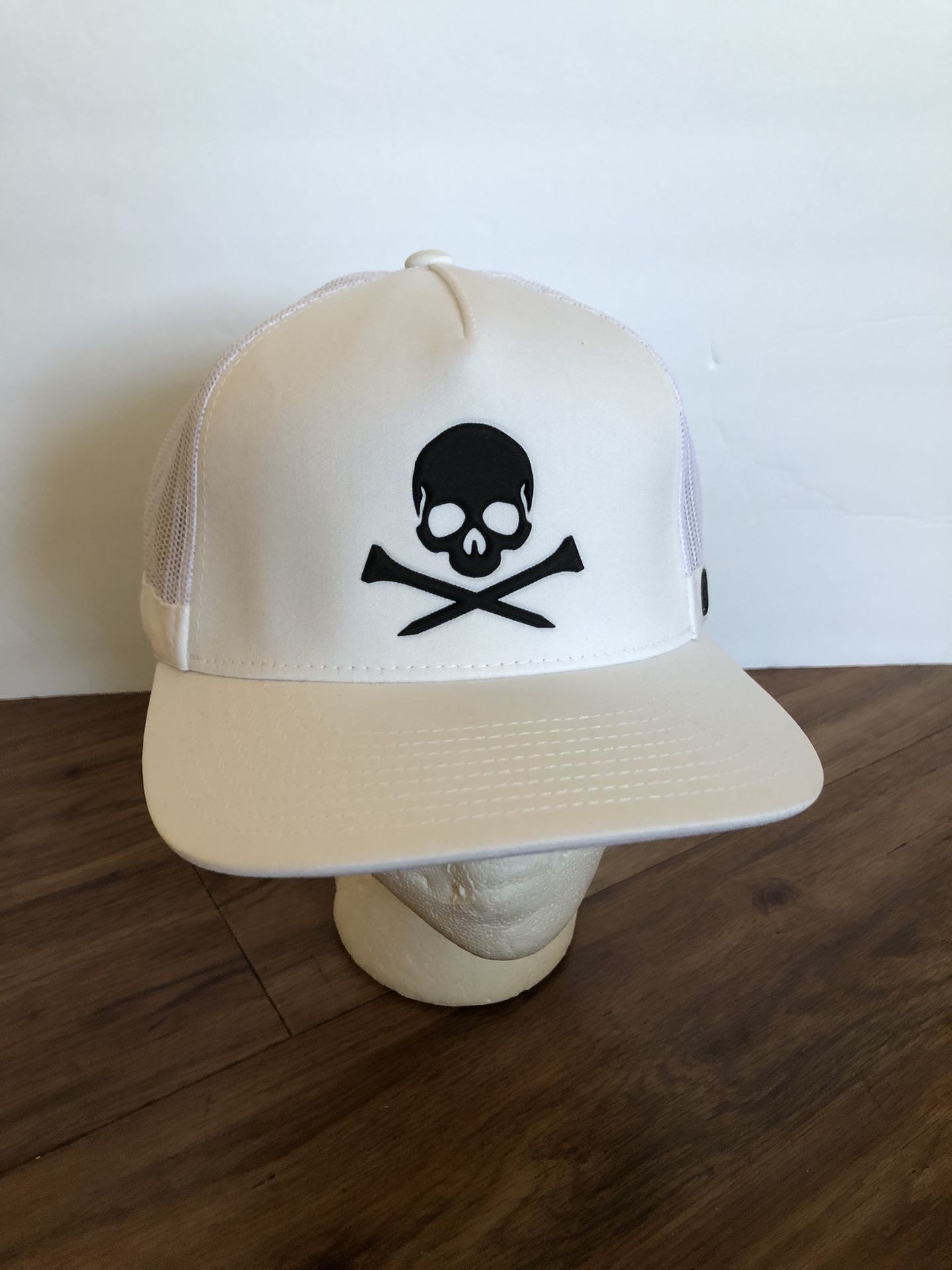 GFORE G/FORE KILLER Ts SKULLS SNAPBACK GOLF HAT ⛳️ SNOW WHITE