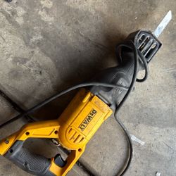 Dewalt Dwe305 Saw