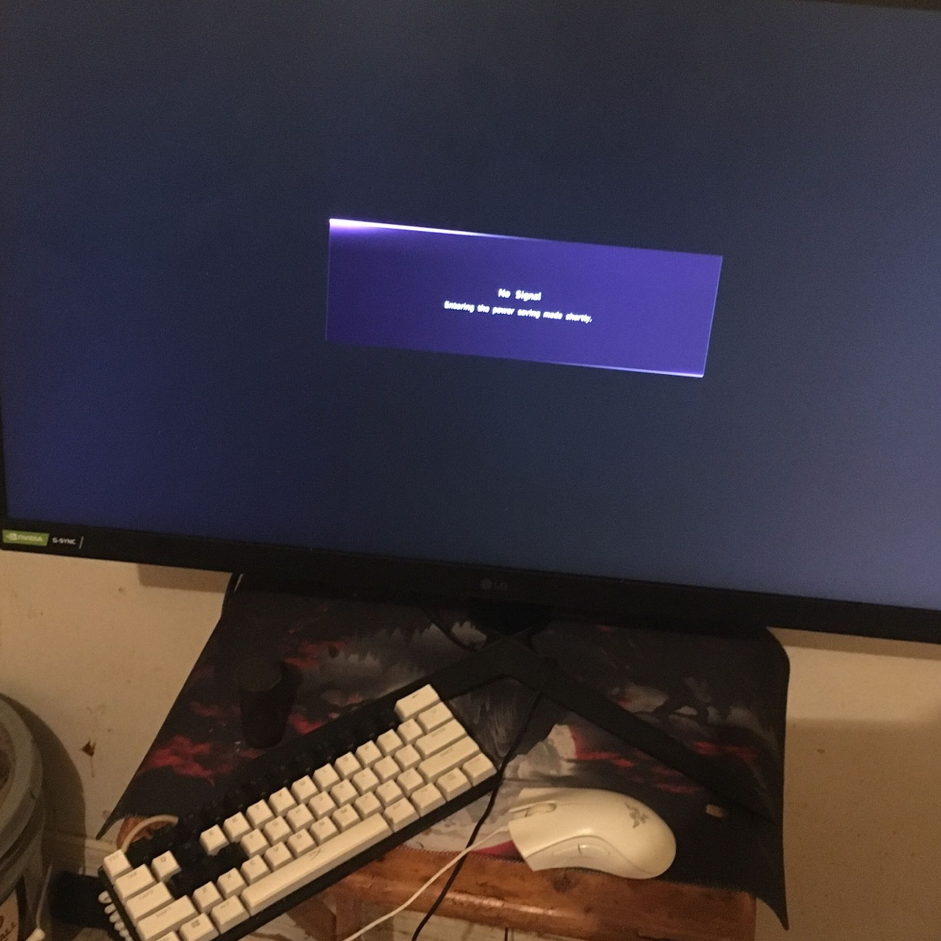Selling A 24 Inch Lg Monitor With Keyboard And Mouse