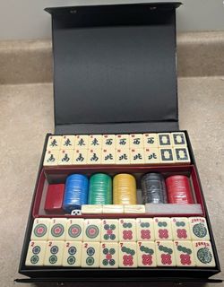 Mahjong 166 American white tile set. New