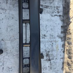 Infinity G-35. G-37 Front Boomper Cover 2005 2006