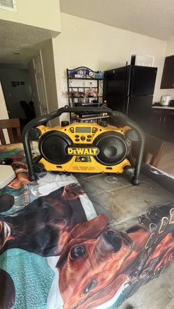 Dewalt Speaker