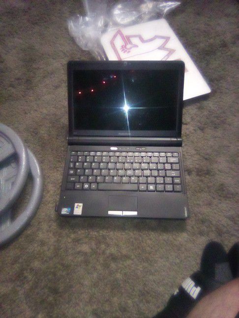 Lenovo Laptop For Sale For Parts 