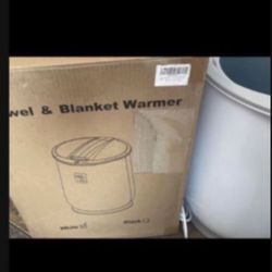 Towel Warmer, 20L brand new in the box open box for photos