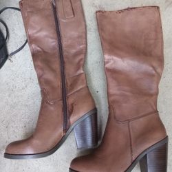 !! Women's Boots Size 7