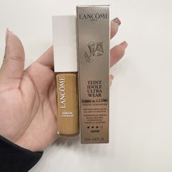 Lancôme Ultra Wear Care & Glow Serum Concealer 