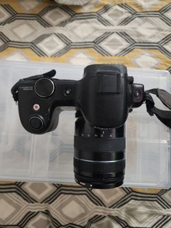 Samsung Galaxy NX-GN120 Camera