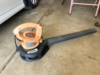 Black & Decker corded blower and vac