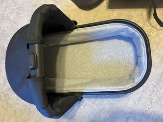 UPPA BABY Bassinet