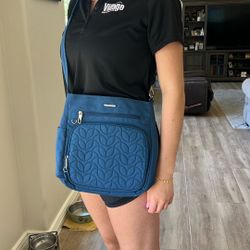 Travelon Security Crossbody 