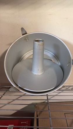 Nordic Ware Angel Food Cake Pan