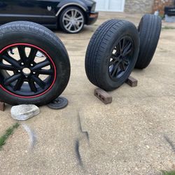 SET GLOSS BLACK RIMS 215/65R16