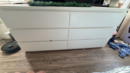 White 6-Drawer Double Dresser