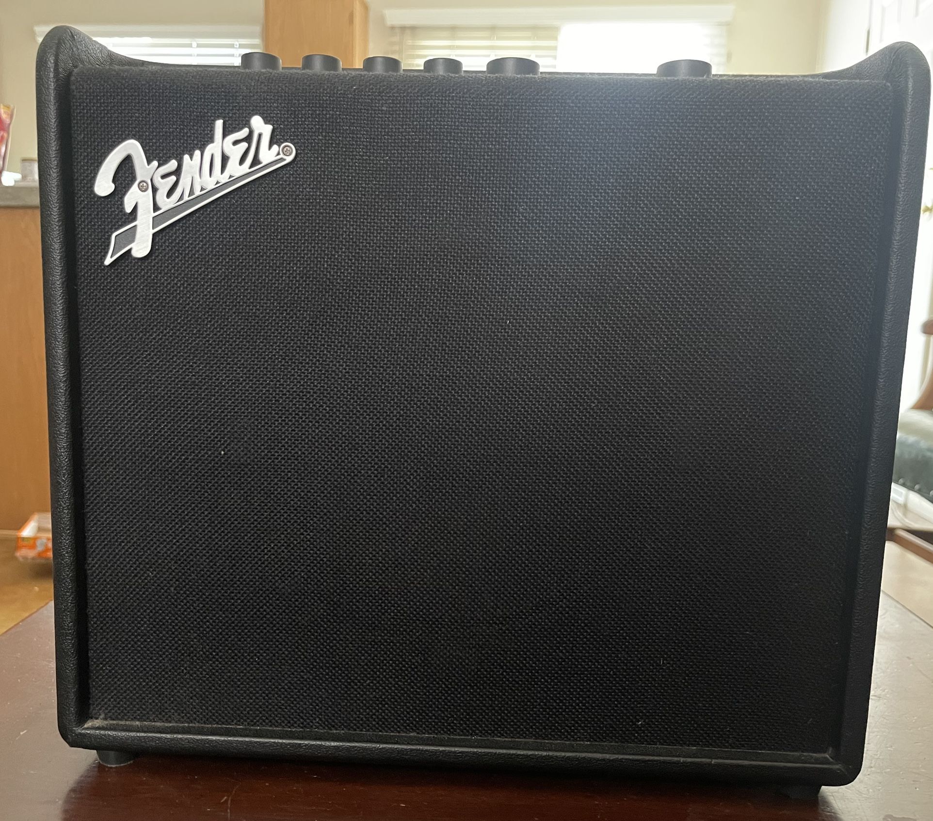Fender Mustang LT25 25W Guitar Combo Amplifier Black