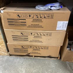 Whirlpool  WCG55US6HS 36 Inch Gas Cooktop with 5 Sealed Burners, SpeedHeat™ Burner I have 4 make offer! 
