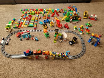 LEGO DUPLO Huge Lot - 500+ Pieces, Complete Sets, Train Track,  Vehicles & Animals