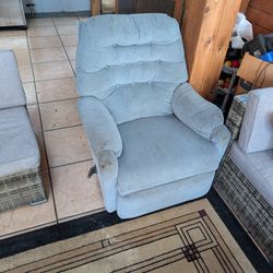 Free Recliner 
