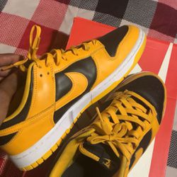 Championship Goldenrod Dunks