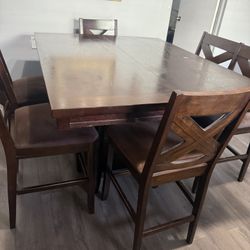 8 High Chair Dining Set