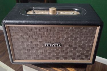 vintage Bluetooth speaker