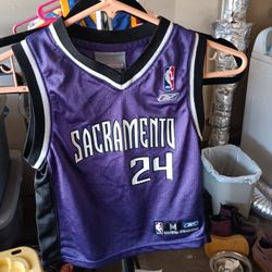 Kids Jersey  Size Medium 20.00