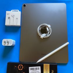 256GB Apple IPad Air 13” (Liquid Retina Display / M2 chip / 2024  model) with Pen, keyboard & Accessories 