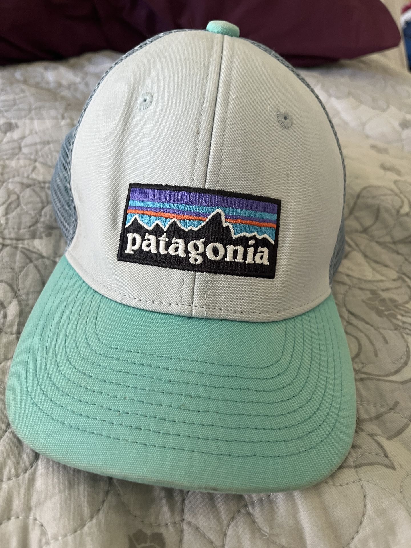 Patagonia Snapback Mesh Trucker Hat Light Blue Teal White Cap Hiking