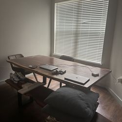 Dining table + seats + bench