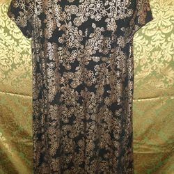 Lularoe Size Small Carly Black And Gold 