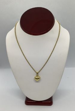 18 Gold Heart Pendant on a 14kt Gold Chain COME TO OUR STORE WE HAVE THE PERFECT GIF