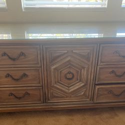 Thomasville Dresser
