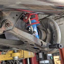 1997 Mazda Miata MX-5 Rear Lower Control Arms (Used w/Used Bushings (2)