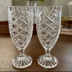 Meridian by CRYSTAL CLEAR INDUSTRIES  Set Of 2 Goblets 