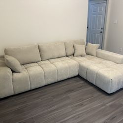 BRAND NEW! Manhattan Beige Sectional 