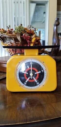 Vintage 1970s Italian Ciba Jolly Scale