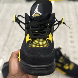 Thunder 4s (SIZE 13)