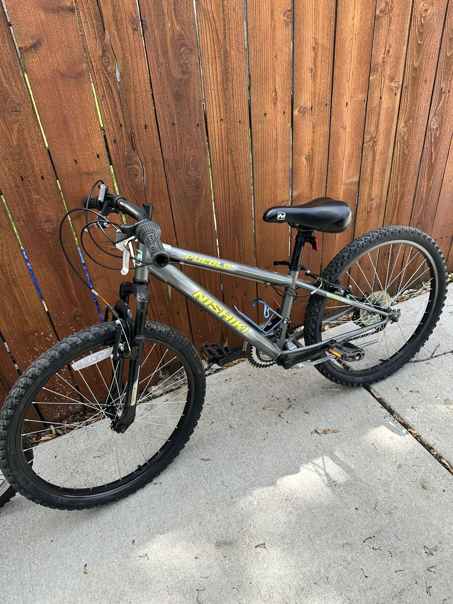 26” NISHIKI Pueblo Mountain Bike