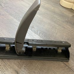 Metal Hole Punch
