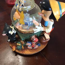 Disney's Pinocchio Musical Snowglobe - "Toyland" Figaro, & Cleo Fishbowl RARE!!!