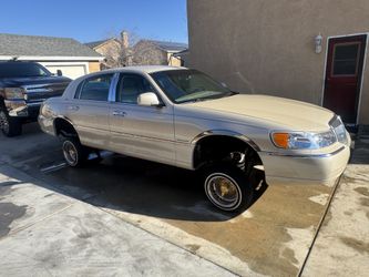 2002 Lincoln Cartier