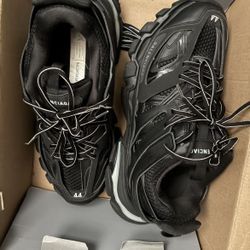 balenciaga track led