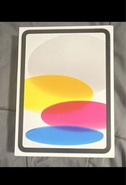Apple iPad-A16-Wi‑Fi-512GB-Silver-10.9in Tablet LIKE NEW! Opened and put a screen protector on it, and only used for a few days before putting it ba