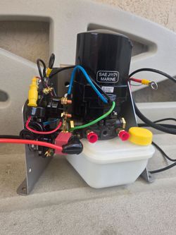 Trim Motor.