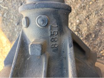 06 gmc savahna rear differential with drive shaft