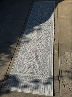 Ruggable Black & Warm White Geometric Washable Runner Rug 2.5 x 10 Brand New