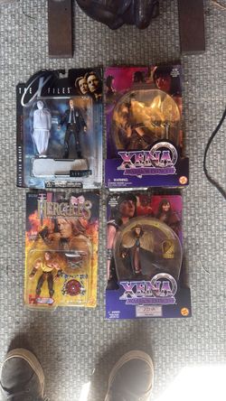 Lot of 4 Vintage TV Action Figures in Box
