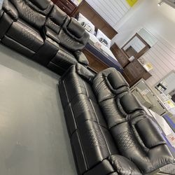 Black Friday sale starts now. Santiago black leather reclining sofa and loveseat set only $1099. Easy finance option. Same day delivery.