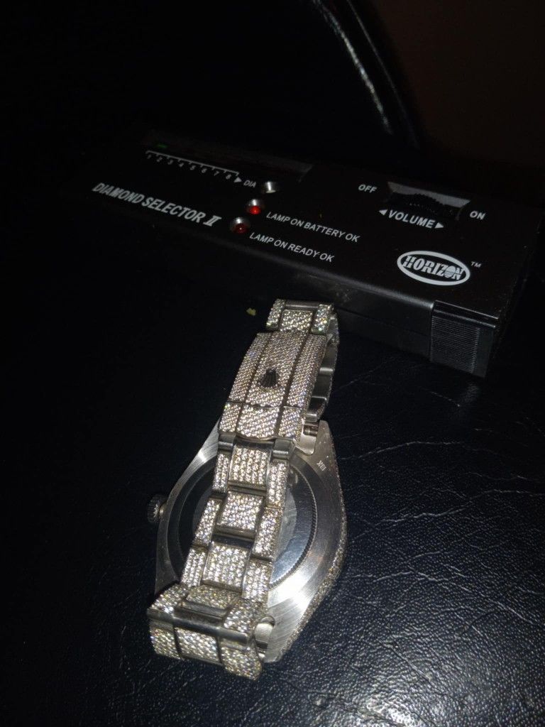 $1500 Moissanite Watch Pass Diamond Tester 