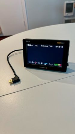 Blackmagic Design Video Assist 5" 12G-SDI/HDMI HDR Recording Monitor